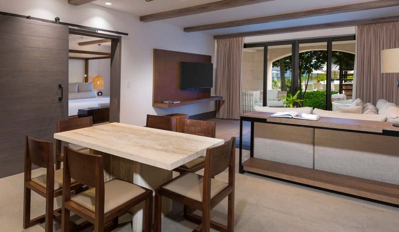 UNICO 20 87 -  ONE BEDROOM ESTANCIA TROPICAL VIEW DINING AREA